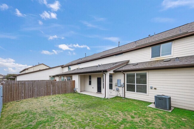 Building Photo - 9707 Cira Court