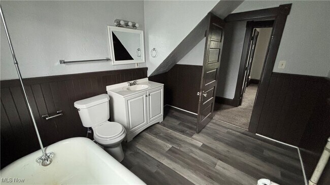 Building Photo - 814 Lovett Pl