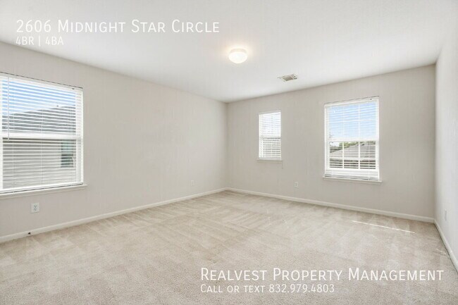 Building Photo - 2606 Midnight Star Cir