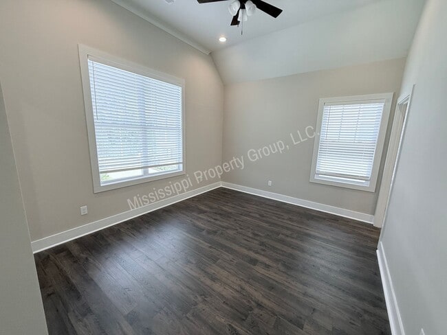 Building Photo - 3BD/3BA New Construction!