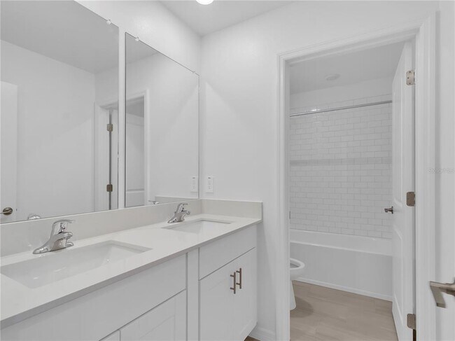 Building Photo - 13057 Empress Jewel Trl