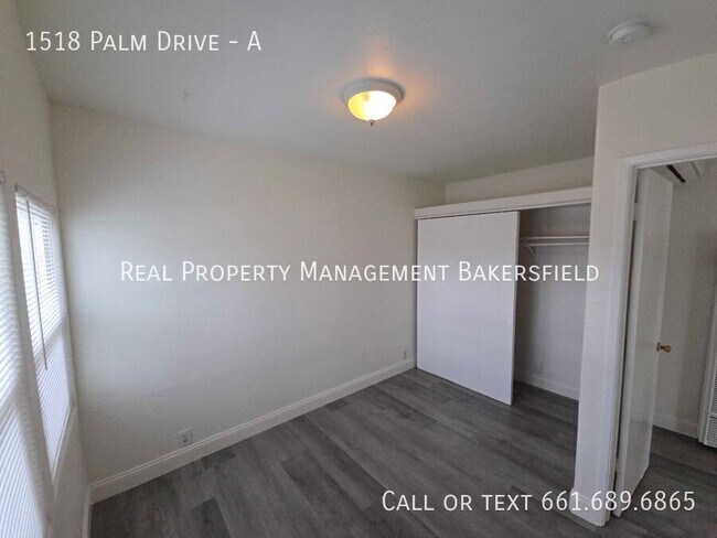 Building Photo - 1518 Palm Dr