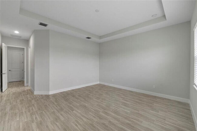 Building Photo - 5218 Liberty Ln