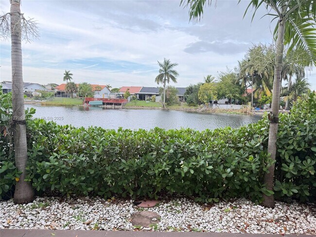 Building Photo - 1271 SW 124th Ct