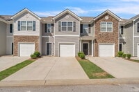 Building Photo - Don't miss this charming 3-bedroom, 2.5-ba...