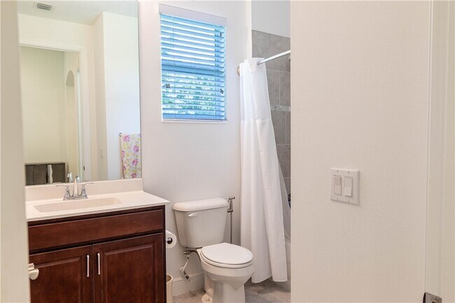 Building Photo - 2589 Bella Vista Cir