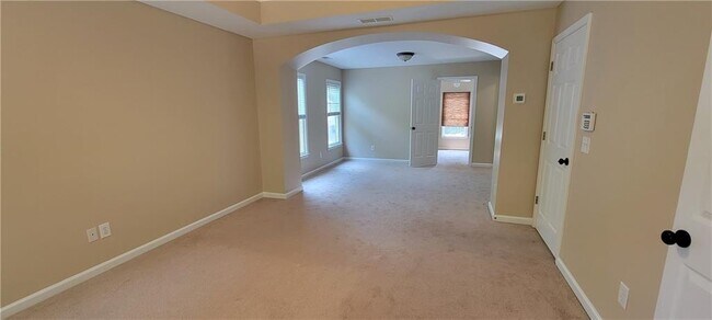 Building Photo - 130 Windsong Trail