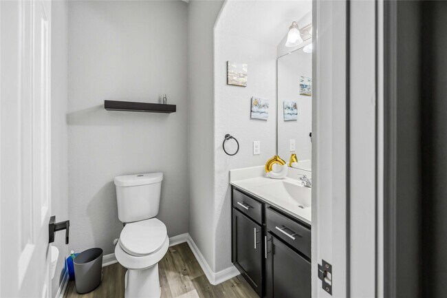 Building Photo - 14702 Meadow Acre Trl