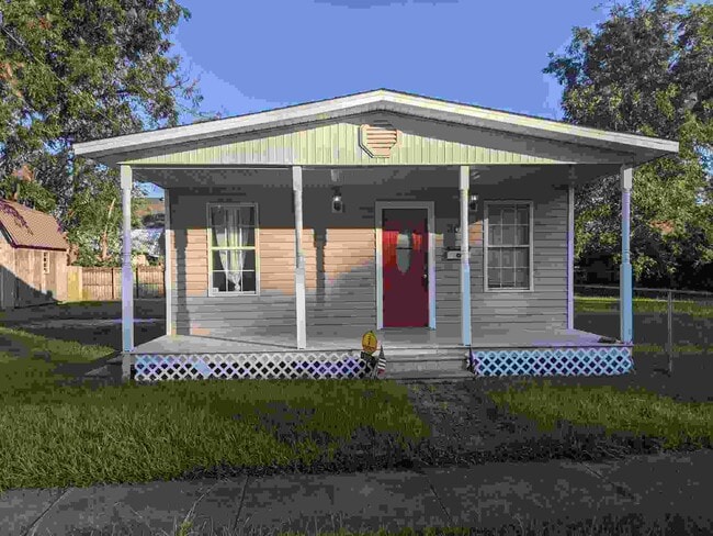 Primary Photo - 309 McKinley St