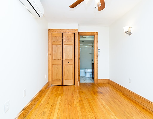 Building Photo - 46 Garden St