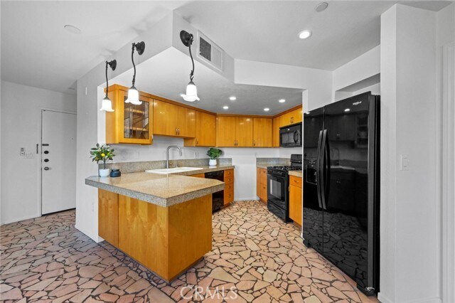 Building Photo - 1074 Calle Del Cerro