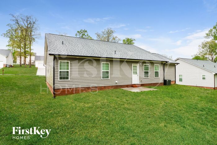 Building Photo - 2065 Samantha Dr