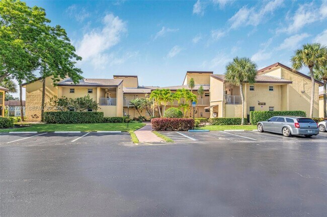 Building Photo - 8770 Azalea Ct