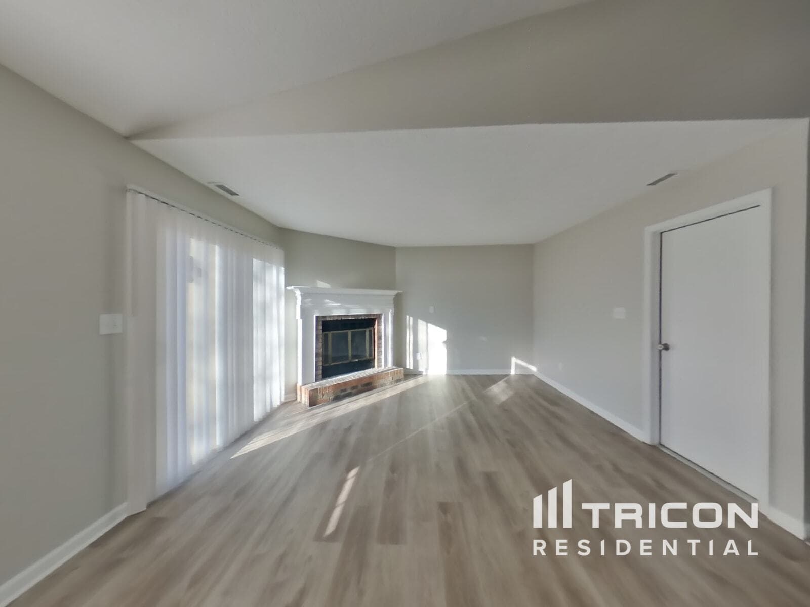 Building Photo - 25 Suncrest Dr