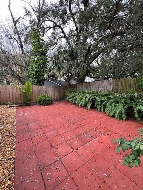 Building Photo - 411 Poplar Ct