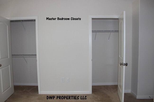 Building Photo - 4245 Youngstown Dr