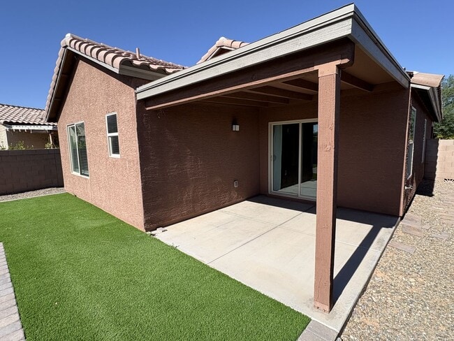 Building Photo - Beautiful Eastside Tucson  rental