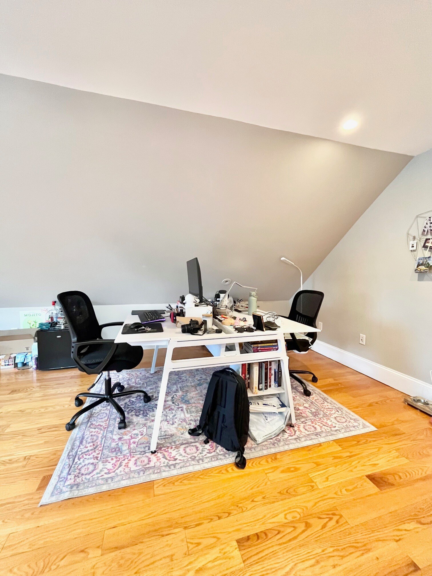 Building Photo - 180 Hillside St