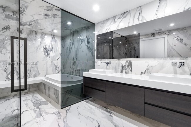 Building Photo - 2950 NE 188th St