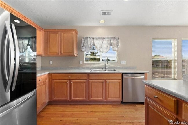 Building Photo - 9811 Marmot Ridge Cir