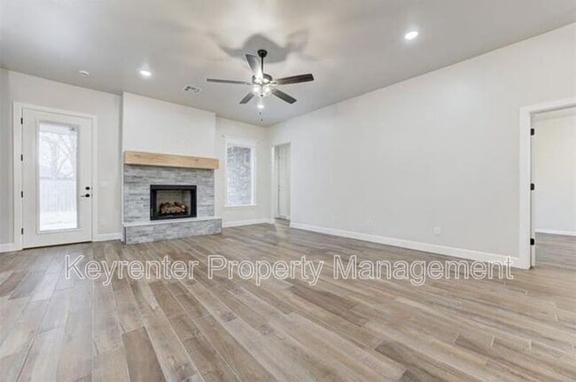Building Photo - 2609 Dalewood Pl