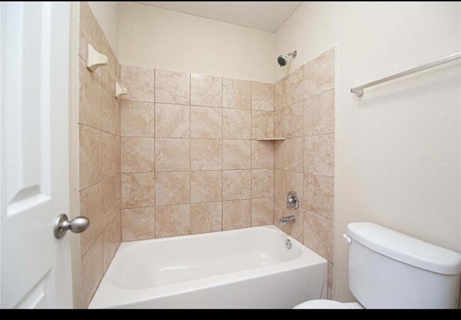 Building Photo - 16706 Lark Bunting Ln