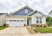 Building Photo - 2404 Sweet Valley Hts