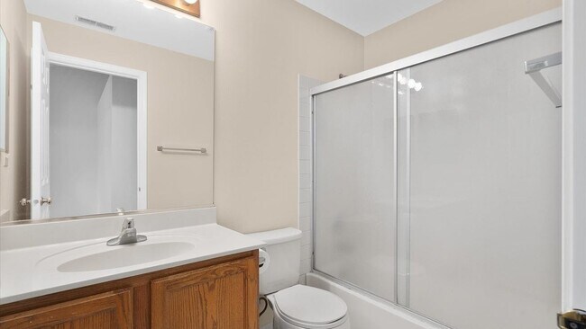 Building Photo - 3073 Kentshire Cir