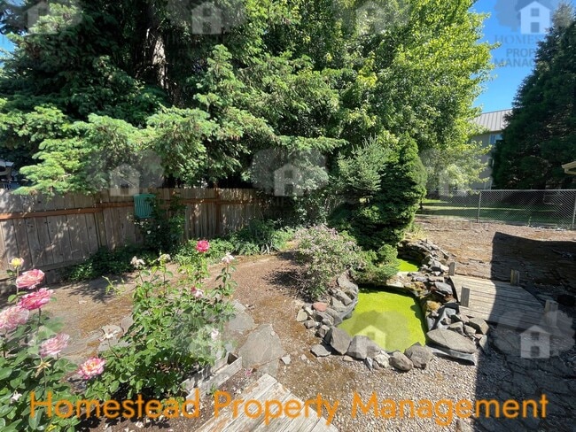 Building Photo - Do you crave some space of your own? We have the home for you!