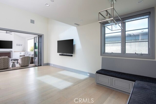 Building Photo - 308 Fernleaf Ave