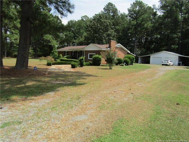 Building Photo - 531 Dewitt Williams Rd