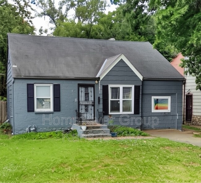 Primary Photo - 1507 E 73rd St