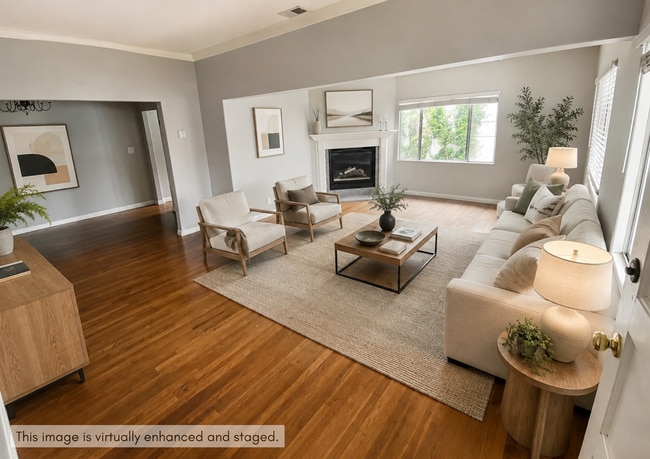 Building Photo - Spacious Kensington Home with Hardwood Floors and Fireplace