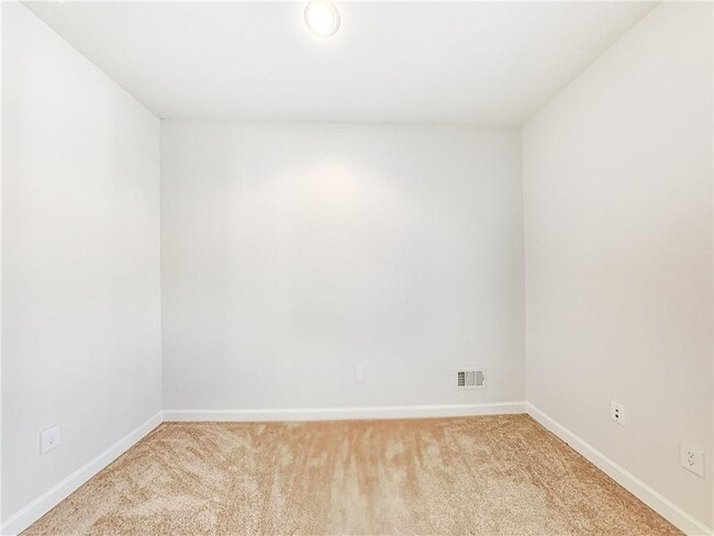 Building Photo - 2324 Blackberry Ct