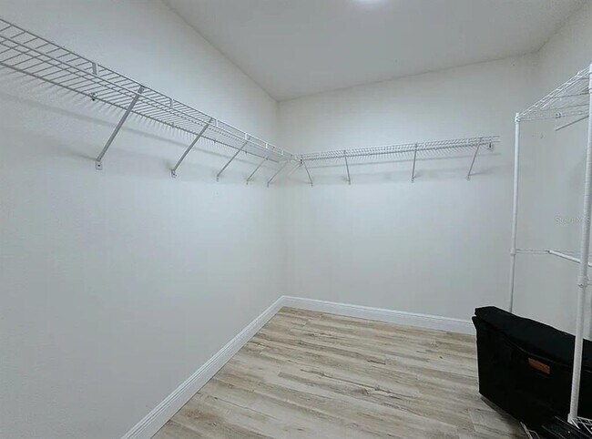 Building Photo - 15345 Harrowgate Way