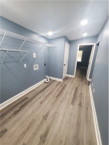 Building Photo - 110 W 51st St