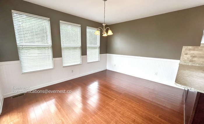 Building Photo - 5057 Falling Water Rd