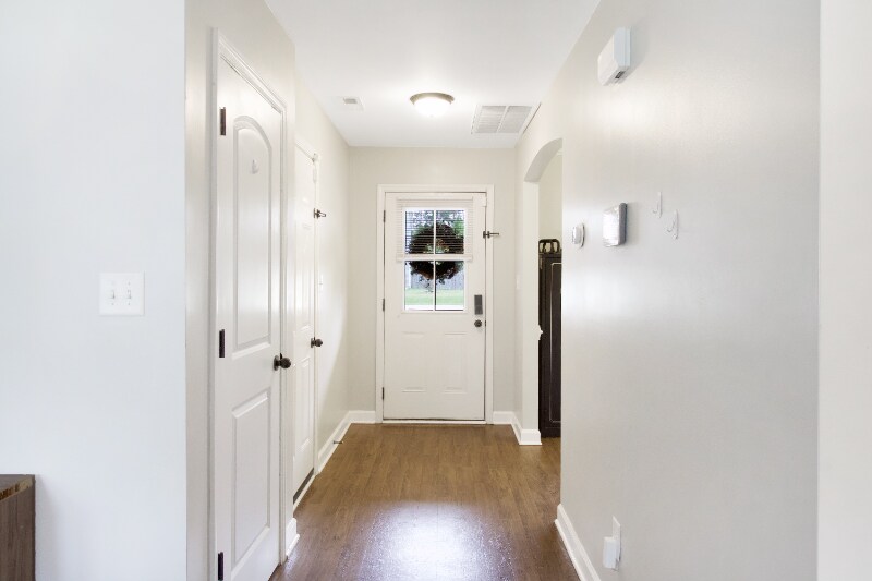 Building Photo - 508 Maggies Ct