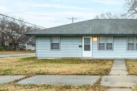 Building Photo - 1700 SW Central Park Ave