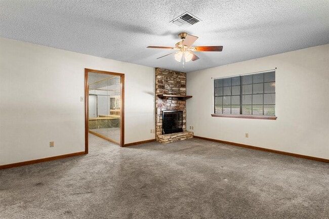 Building Photo - 108 Augusta Ln