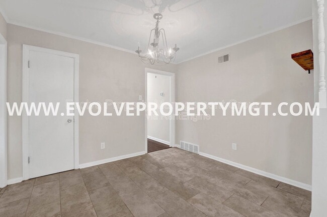 Building Photo - 1257 Whitewater Rd