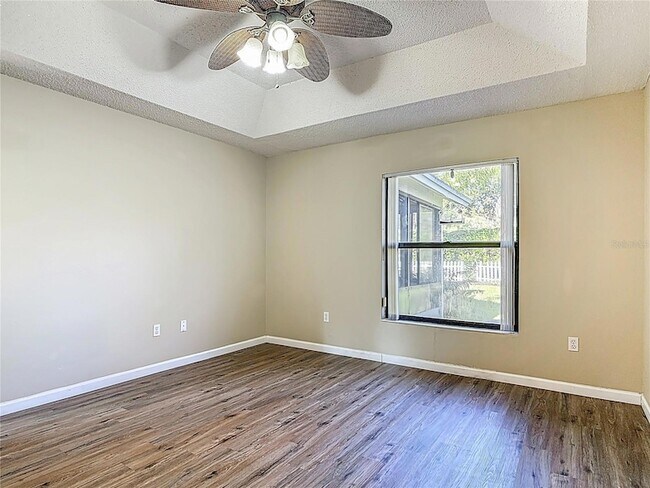 Building Photo - 4039 N Waterbridge Cir