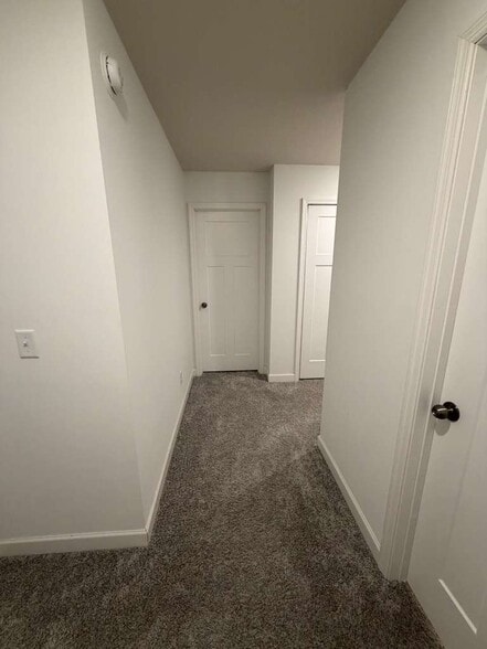 Building Photo - 10604 Heron Ave S