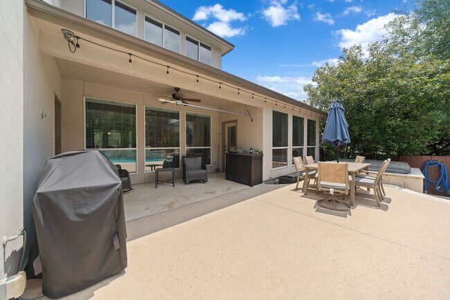 Building Photo - Stunning Home with Pool Now Available in t...
