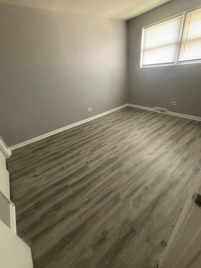 Building Photo - For Rent – 3 Bedroom, 1.5 Bathroom Home in...