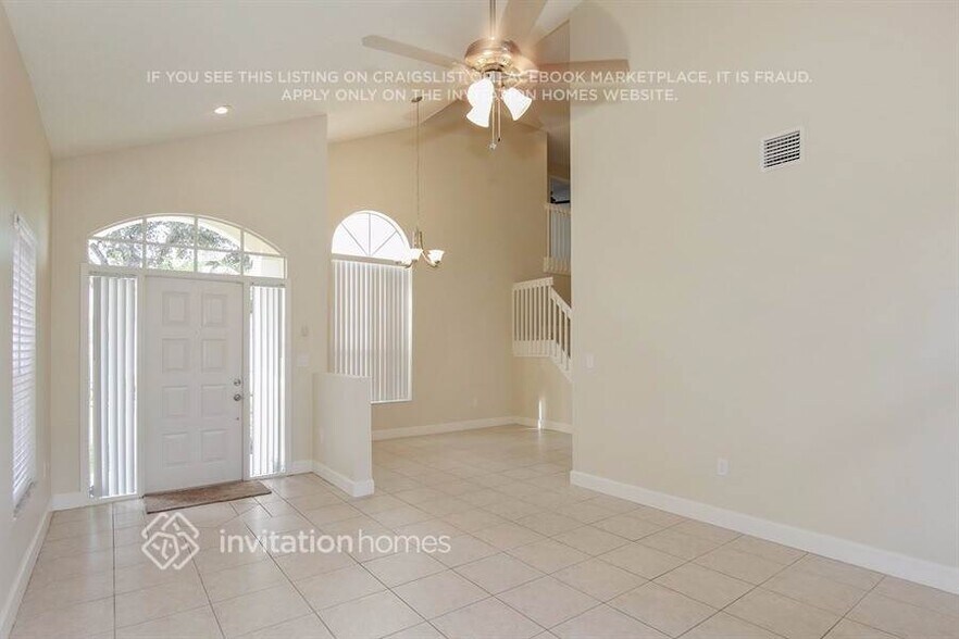 Building Photo - 19093 NW 12th Ct