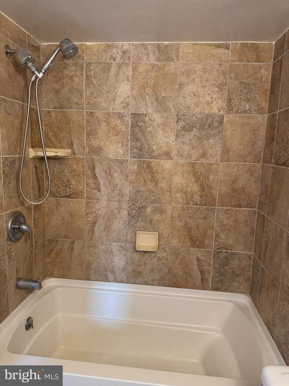 Building Photo - 7597 Gales Ct