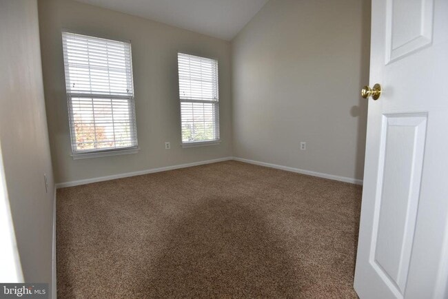 Building Photo - 44057 Rising Sun Terrace