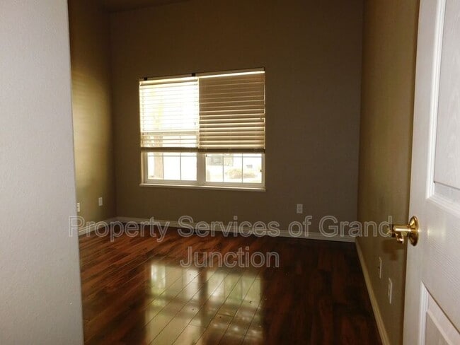 Building Photo - 785 Glen Ct