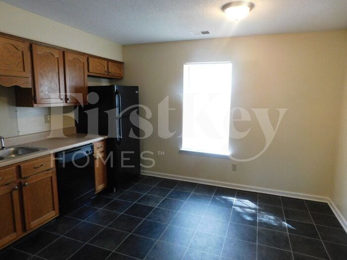 Building Photo - 2636 Appling Crest Dr